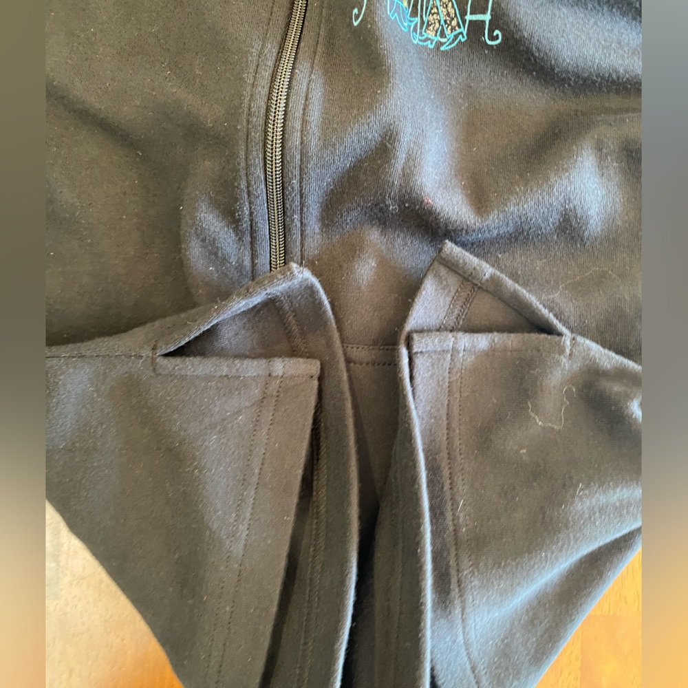 Breckenridge jacket. sidewalk café. Navy blue with cat design. Size small. - Picture 5 of 16